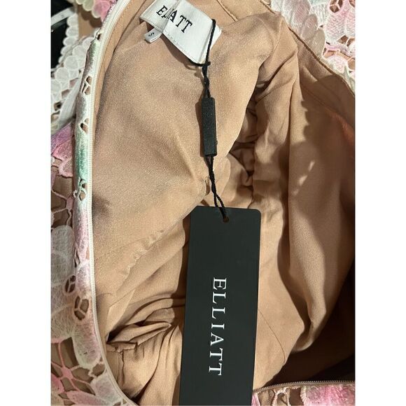 Elliatt Rimini Dress - Multi Lace Detail Midi Dress size S NWT $233 - Picture 7 of 7